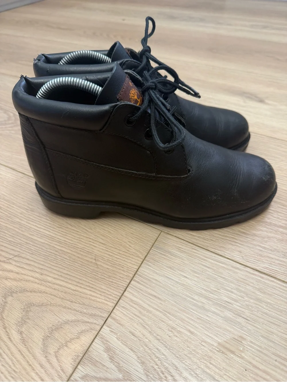 Timberland 1973 Newman Black Leather Waterproof Chukka Boots Men’s Size 6M